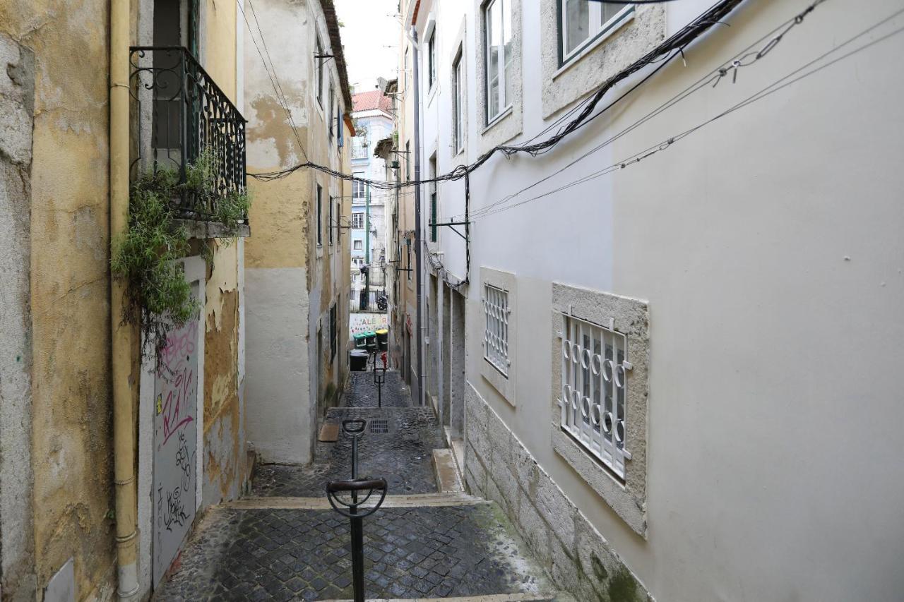 Loios Studios And Apartments Lisbon Exterior photo