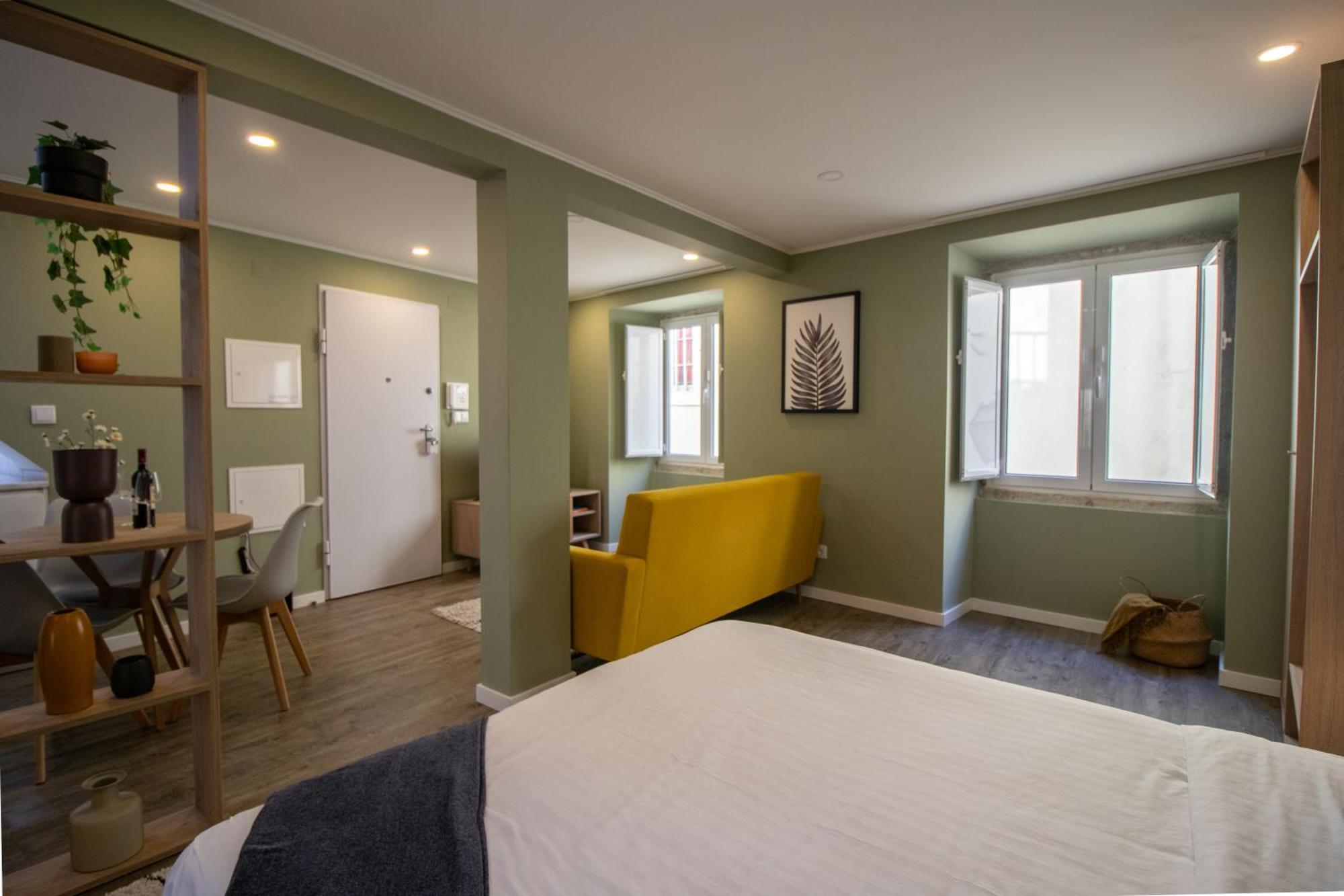 Loios Studios And Apartments Lisbon Exterior photo